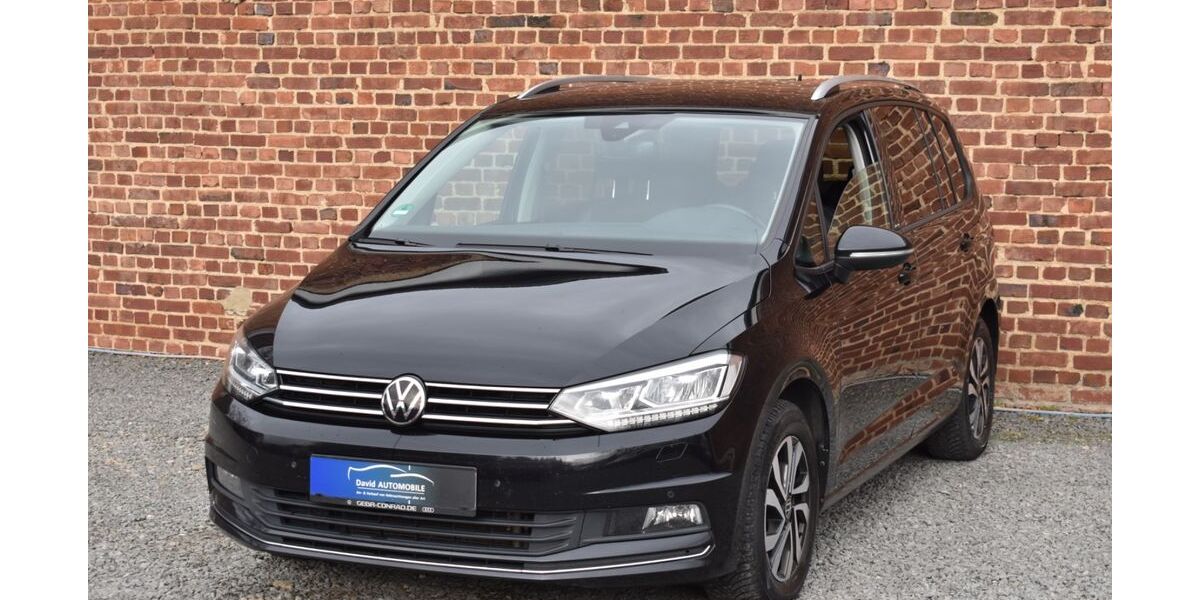VW Touran 183.000 km 15.990 &euro; Düren 52351