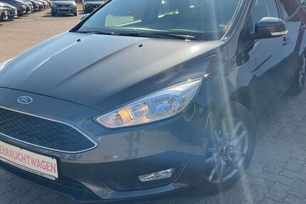 Ford Focus 87.273 km 9.990 € Boizenburg 19258