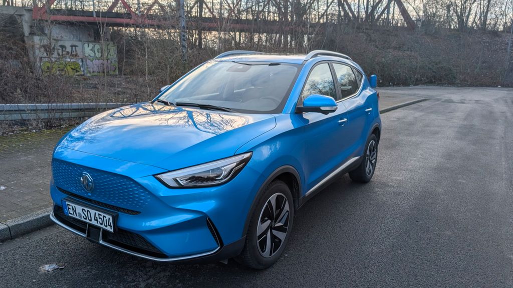 MG ZS 30.300 km 17.900 &euro; Hattingen 45527