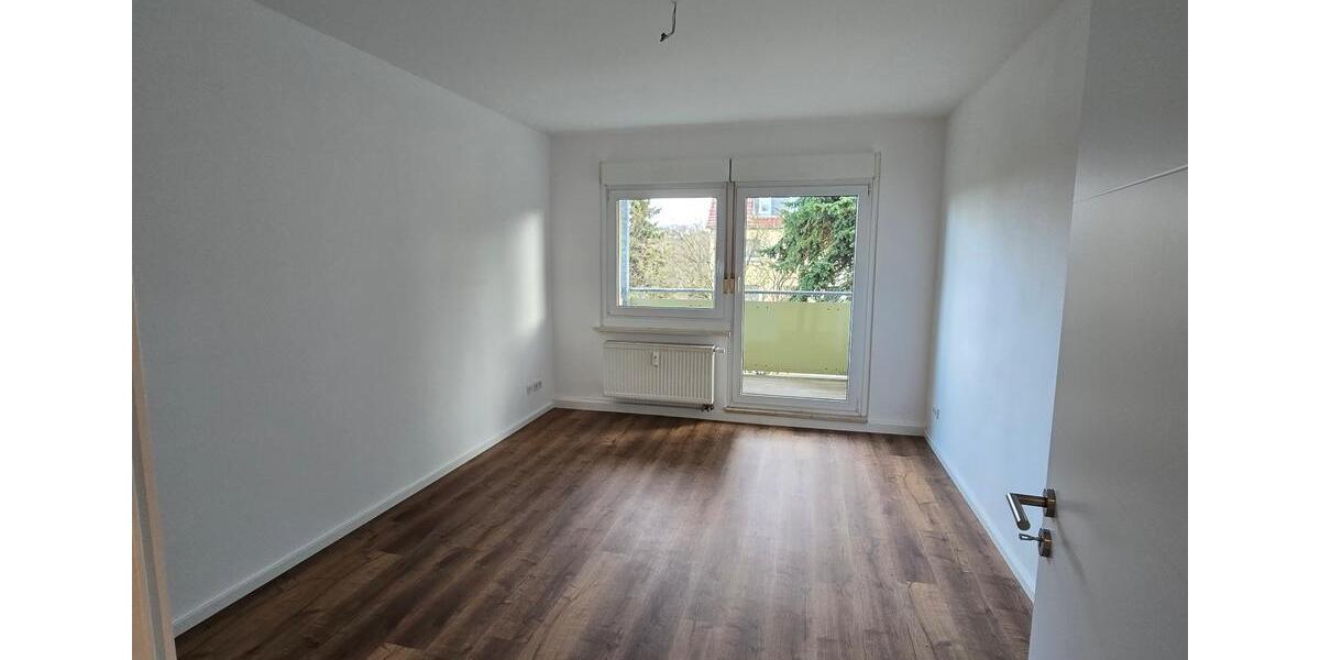 Etagenwohnung Grimma - 4 Zimmer, 60 m&sup2;, 306&euro; | Angebot:26273702