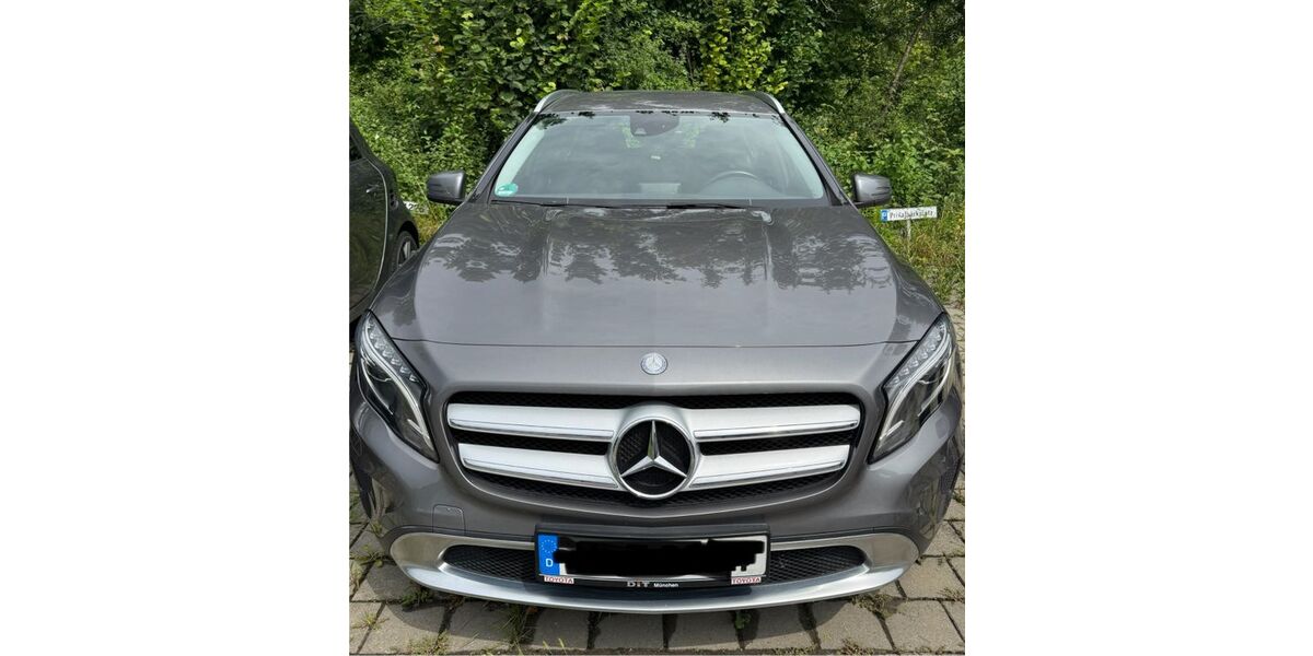 Mercedes-Benz GLA 220 153.874 km 14.999 &euro; Unterföhring 85774