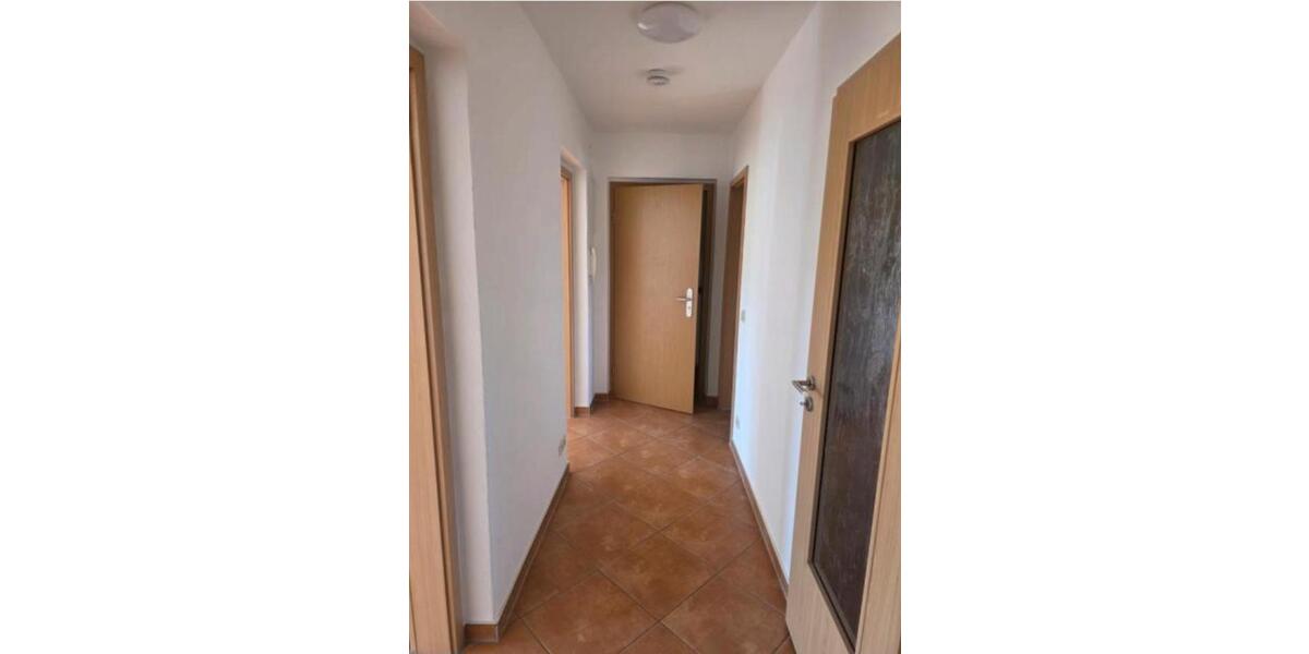 Etagenwohnung Roßwein - 3 Zimmer, 59 m&sup2;, 425&euro; | Angebot:26113109