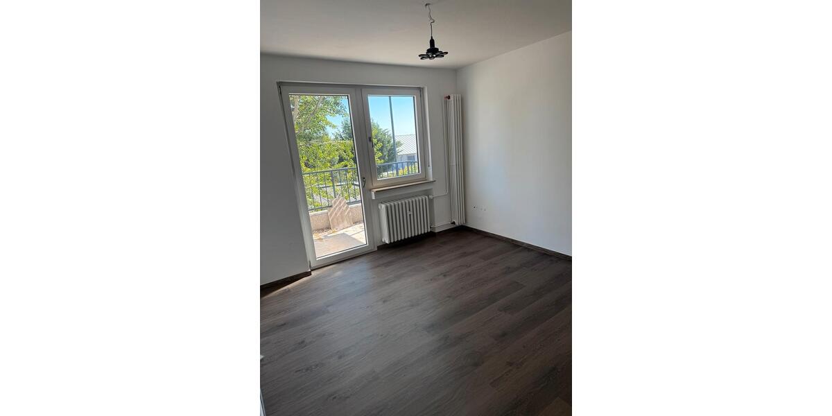 Renovierte Wohnung 4 zimmer