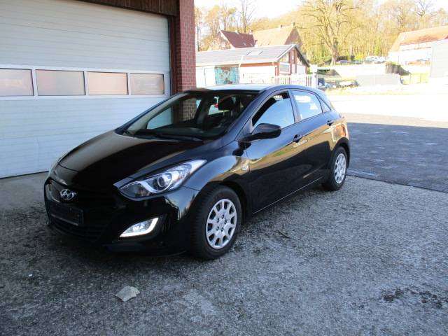 Hyundai i30 148.000 km 4.150 &euro; Ibbenbueren 49477