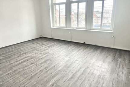 Wohnung Helmstedt - 5 Zimmer, 129 m&sup2;, 1.100&euro; | Angebot:27117318