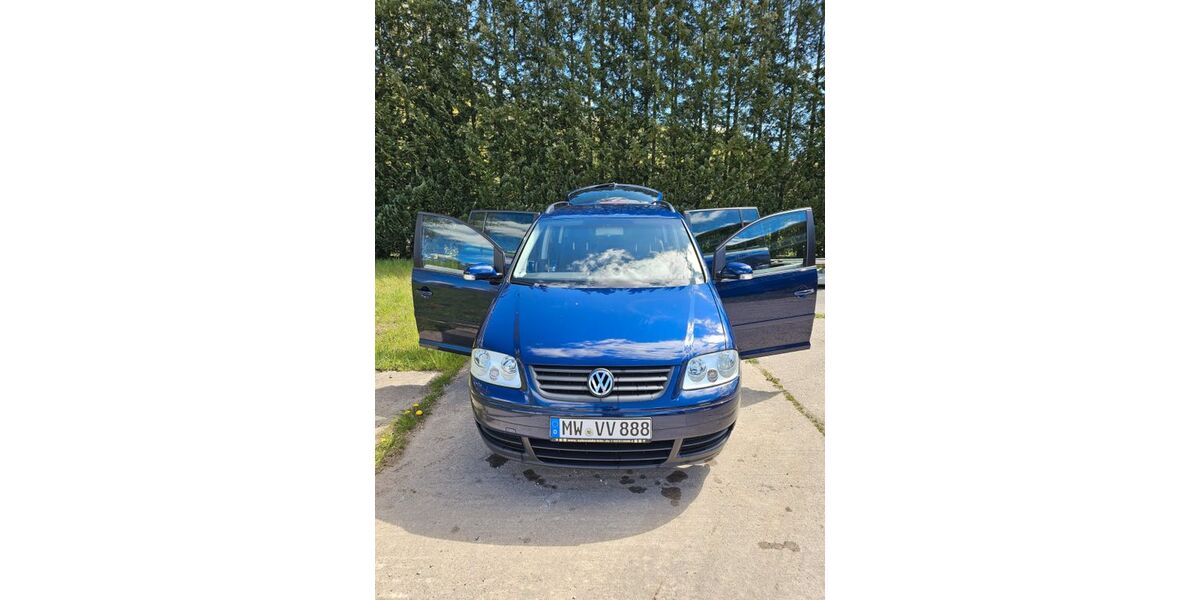 VW Touran 192.000 km 2.290 &euro; Burgstädt 09217