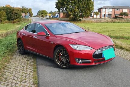 Tesla Model S 180.000 km 17.900 &euro; Celle 29221
