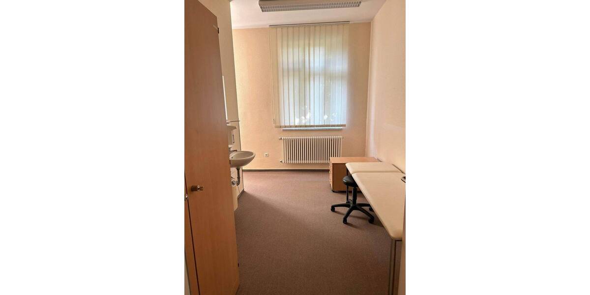 Gewerbeobjekt Riesa Gröba - 1 Zimmer, 425 m&sup2;, 380.000&euro; | Angebot:26852245