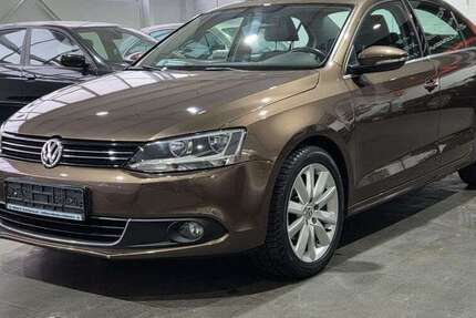 VW Jetta 90.432 km 10.450 &euro; Mönchengladbach 41238