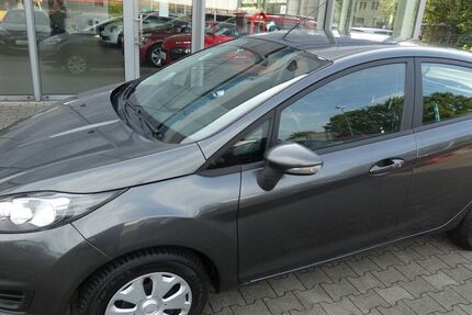 Ford Fiesta 75.000 km 5.700 &euro; Bergkamen 59192