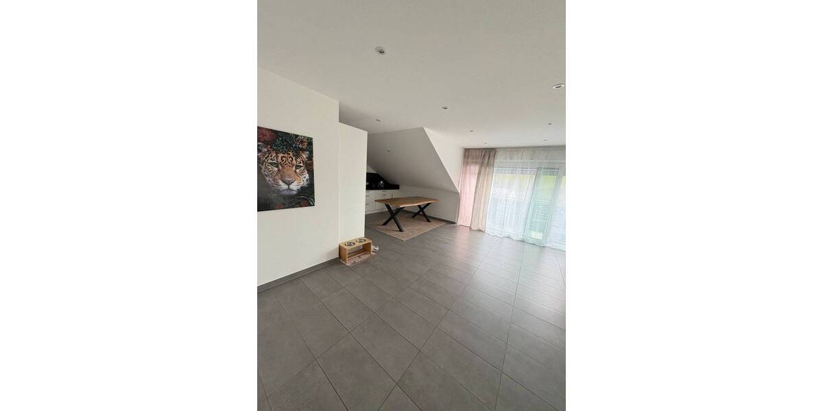 Zimmer Nittel - 2 Zimmer, 80 m&sup2;, 1.350&euro; | Angebot:26319666
