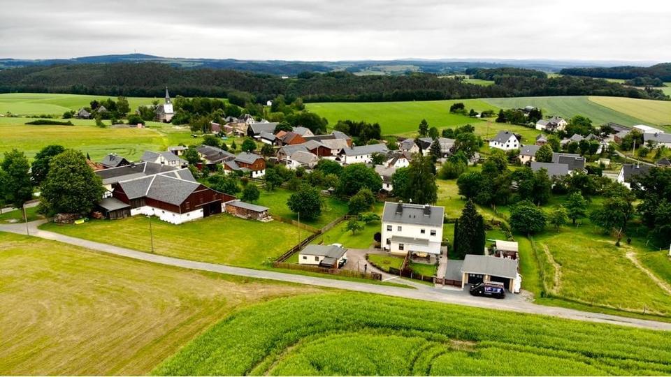 Doppelhaushälfte Greiz - 3 Zimmer, 71 m&sup2;, 65.000&euro; | Angebot:27438745