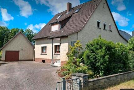 Haus Verden (Aller) - 6 Zimmer, 195 m&sup2;, 369.000&euro; | Angebot:25379202