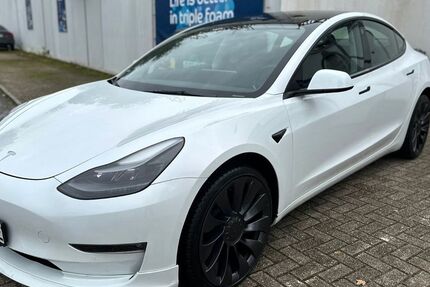 Tesla Model 3 75.600 km 26.490 &euro; Kelberg 53539