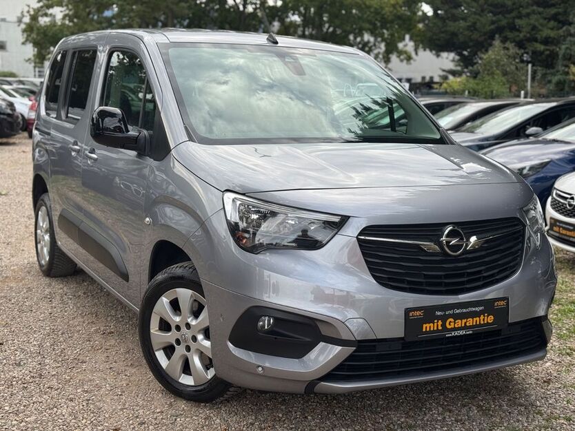 Opel Combo 106.000 km 20.490 € Berlin 13127