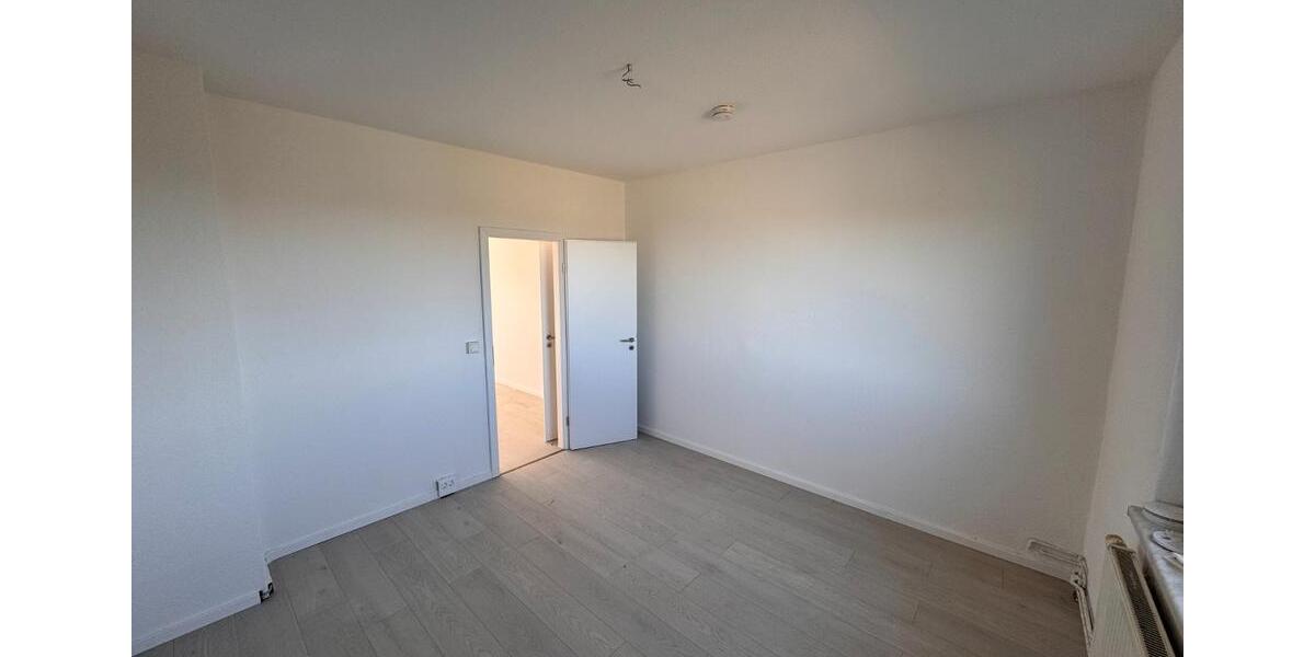 Etagenwohnung Röderland - 3 Zimmer, 60 m&sup2;, 370&euro; | Angebot:26294817