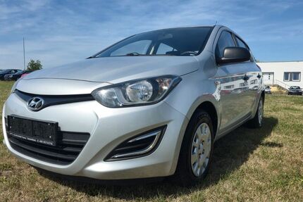Hyundai i20 107.000 km 4.990 &euro; Oschatz 04758