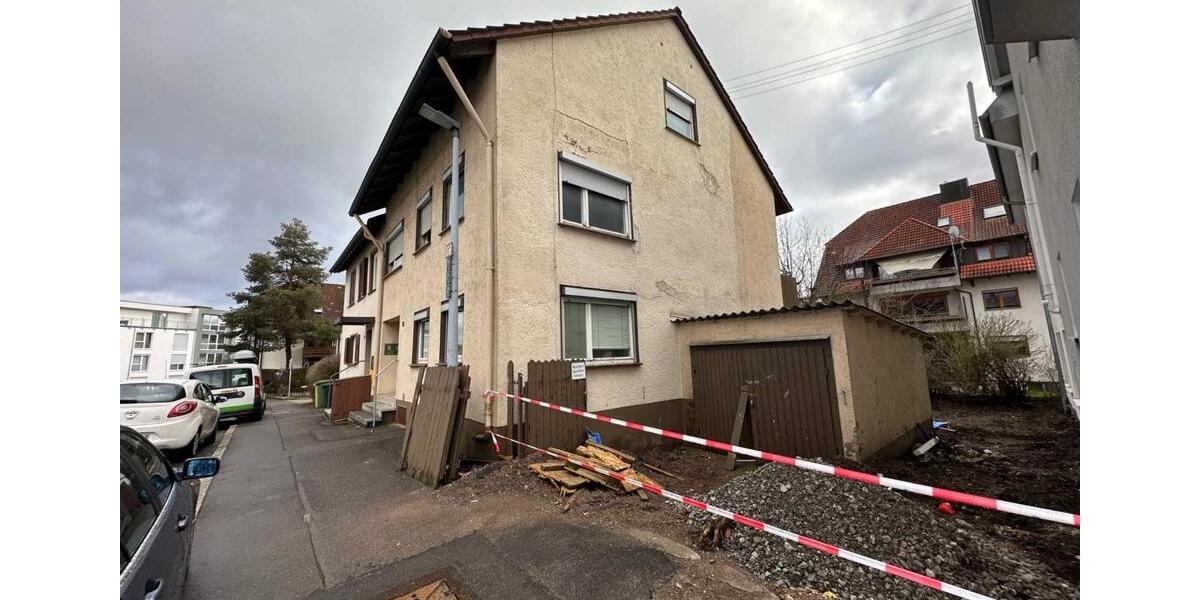 Doppelhaushälfte Villingen-Schwenningen Schwenningen - 7 Zimmer, 150 m&sup2;, 198.000&euro; | Angebot:24785800