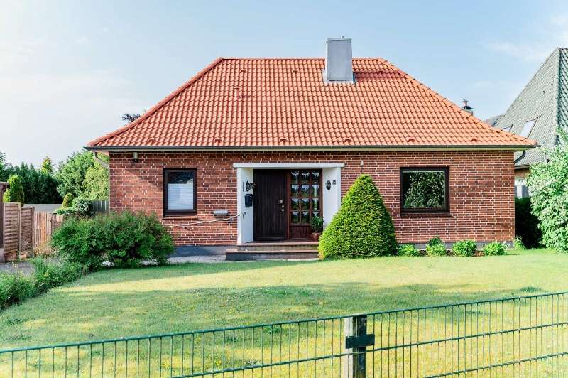 Haus zum Kaufen in Süderbrarup 310.000 € 106 m²