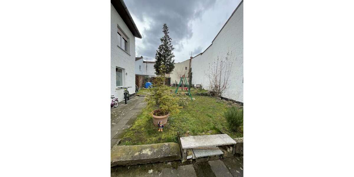 Etagenwohnung Mainz-Kostheim Kostheim - 1 Zimmer, 28 m&sup2;, 330&euro; | Angebot:26064929