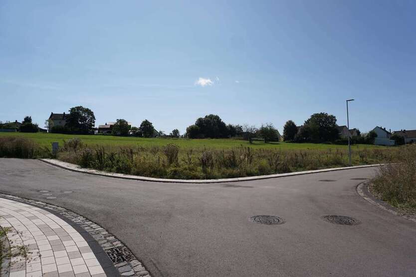 Grundstück zu verkaufen in Bitburg 134.250 € 537 m²