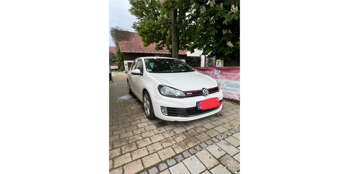 VW Golf 132.500 km 7.200 &euro; Waal 86875