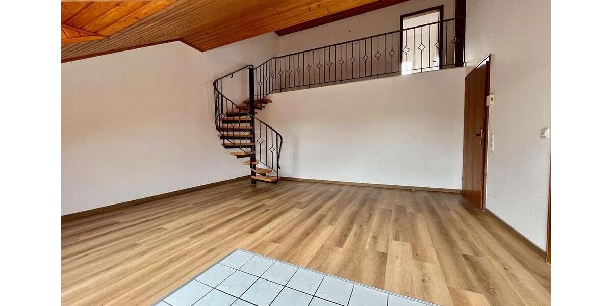 Maisonettenwohnung Bergheim - 2 Zimmer, 79 m&sup2;, 900&euro; | Angebot:26124672