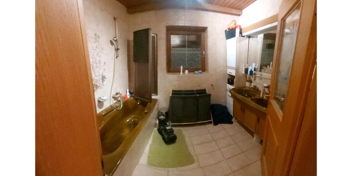 Einfamilienhaus Unterneukirchen - 5 Zimmer, 200 m&sup2;, 590.000&euro; | Angebot:23558975