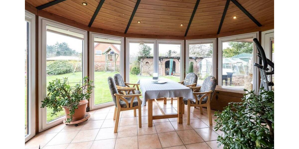Einfamilienhaus Süderlügum - 5 Zimmer, 165 m&sup2;, 359.900&euro; | Angebot:26309972