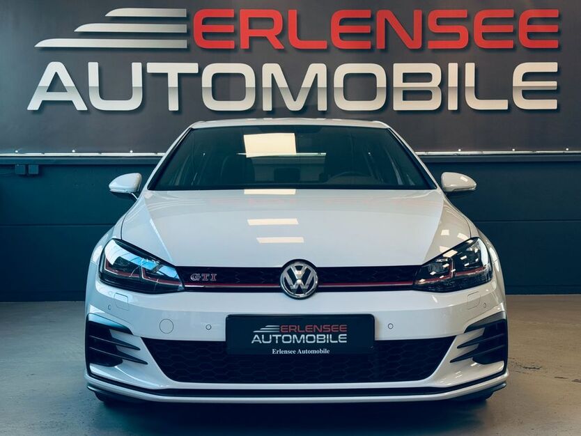 VW Golf 64.000 km 22.890 € Hasselroth 63594