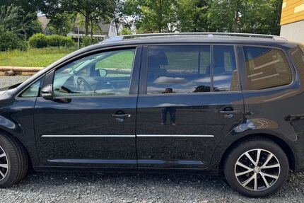 VW Touran 270.000 km 5.500 &euro; Bad Homburg 61352