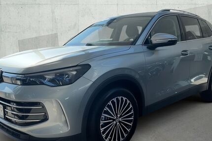 VW Tiguan 18.999 km 41.990 &euro; Lingen 49808