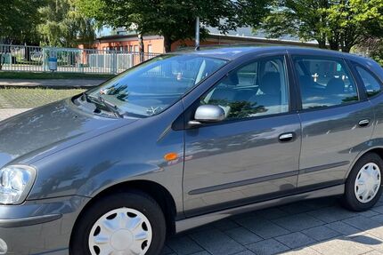 Nissan Almera Tino 83.000 km 4.200 &euro; Weitersburg 56191