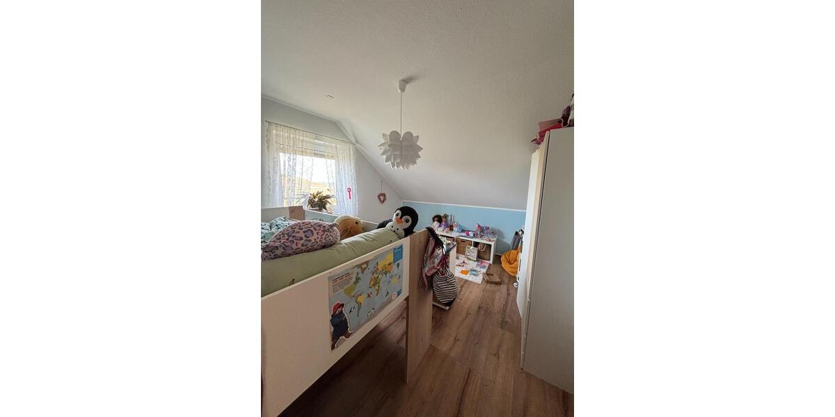 Dachgeschoßwohnung Bad Wurzach - 3 Zimmer, 68 m&sup2;, 700&euro; | Angebot:25415779