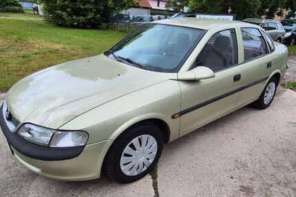 Opel Vectra 59.853 km 1.599 &euro; Löwenberger Land OT Teschendorf 16775