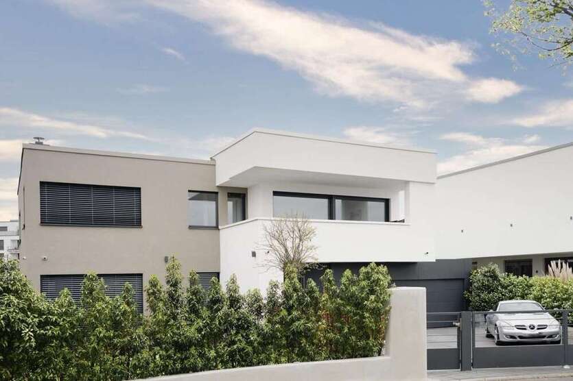 Haus zum Kaufen in Frankfurt 2.580.000 € 261 m²