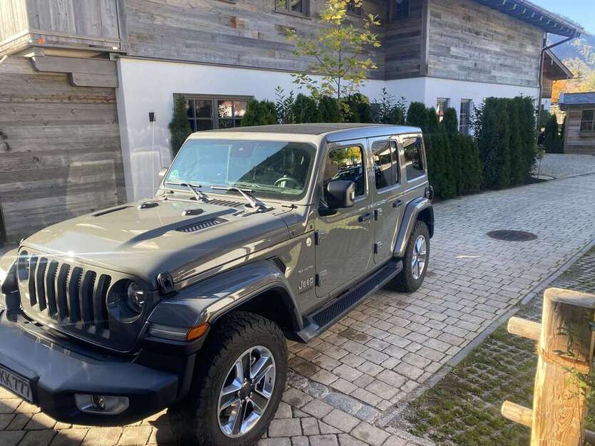 Jeep Wrangler 67.000 km 43.850 € tegernsee 83684