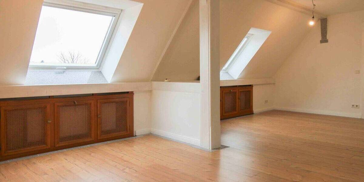 Mehrfamilienhaus, Wohnhaus Fürth Unterfarrnbach - 7 Zimmer, 528.000&euro; | Angebot:26218901
