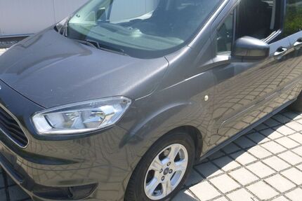 Ford Tourneo Courier 97.000 km 7.400 &euro; Lampertheim 68623