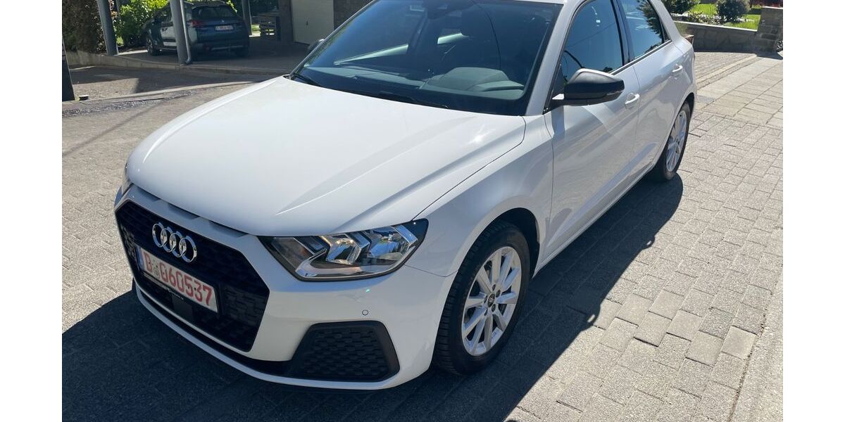 Audi A1 23.000 km 19.338 &euro; Düsseldorf 40229