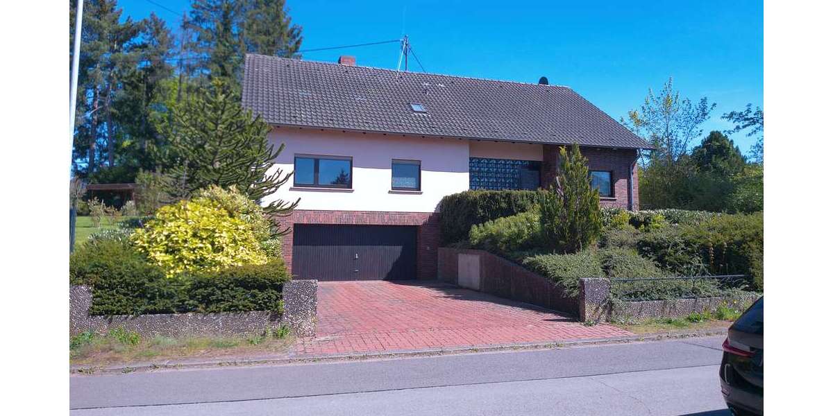 Einfamilienhaus Heusweiler - 7 Zimmer, 250 m&sup2;, 520.000&euro; | Angebot:26443619