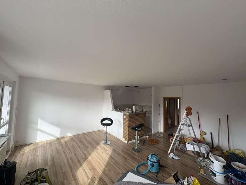 Wohnung zum Kaufen in Chemnitz 60.000 € 70 m² 3 zimmer