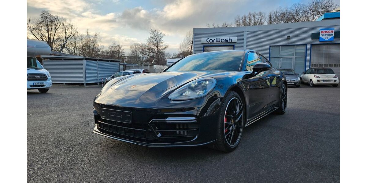 Porsche Panamera 99.600 km 58.250 &euro; Berlin 12555