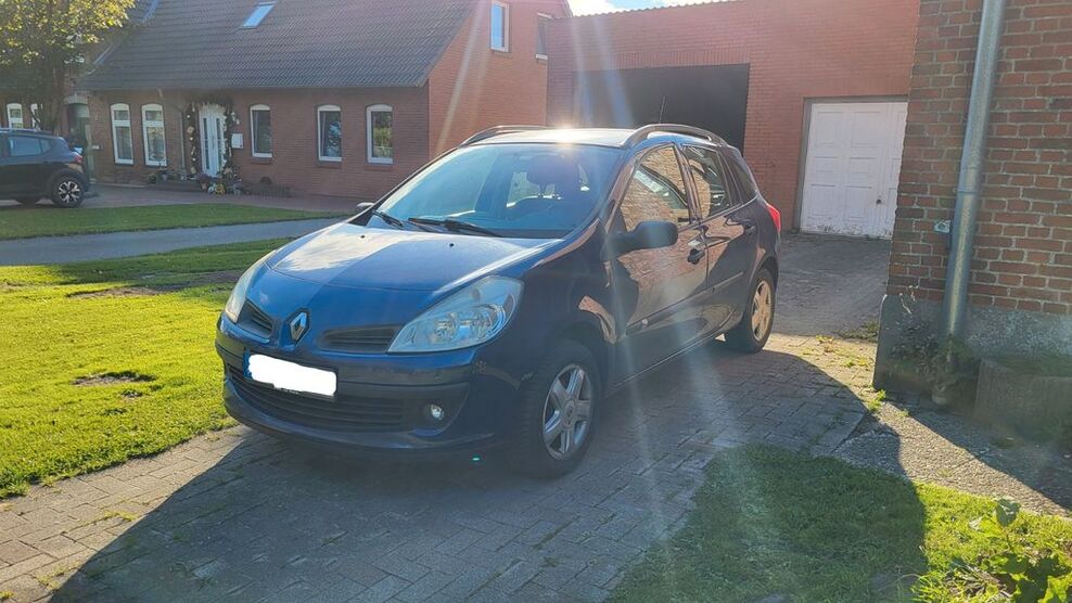 Renault Clio 186.000 km 1.900 € Drage 25878