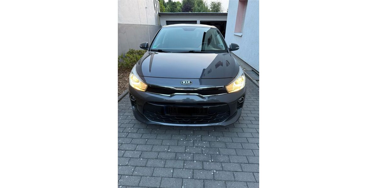 Kia Rio 33.000 km 11.700 &euro; Hagen 58135