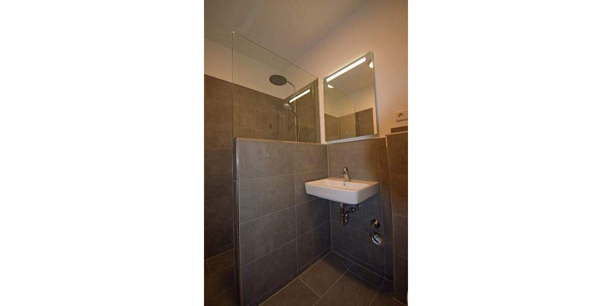 Etagenwohnung Grefrath - 1 Zimmer, 40 m&sup2;, 550&euro; | Angebot:24305762