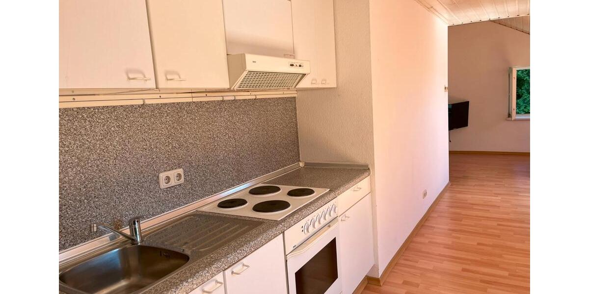 Dachgeschoßwohnung Siegen Weidenau - 3 Zimmer, 70 m&sup2;, 480&euro; | Angebot:26321236