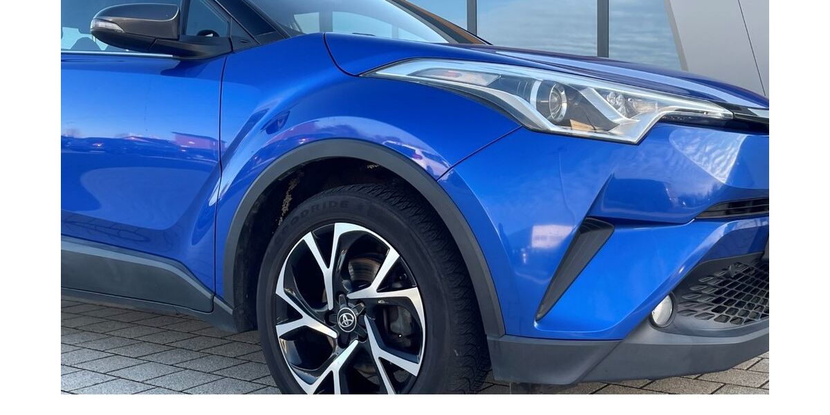 Toyota C-HR 157.000 km 11.000 &euro; Dessau-Roßlau 06847