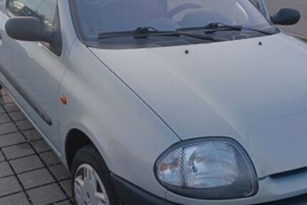 Renault Clio 95.000 km 2.750 &euro; Nohfelden 66625