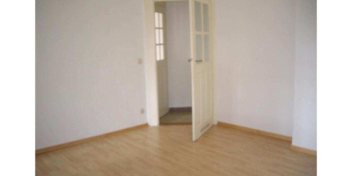 5 - Zimmer - Altbauwohnung , Nbg. - Südstadt , keine WG 5 zimmer